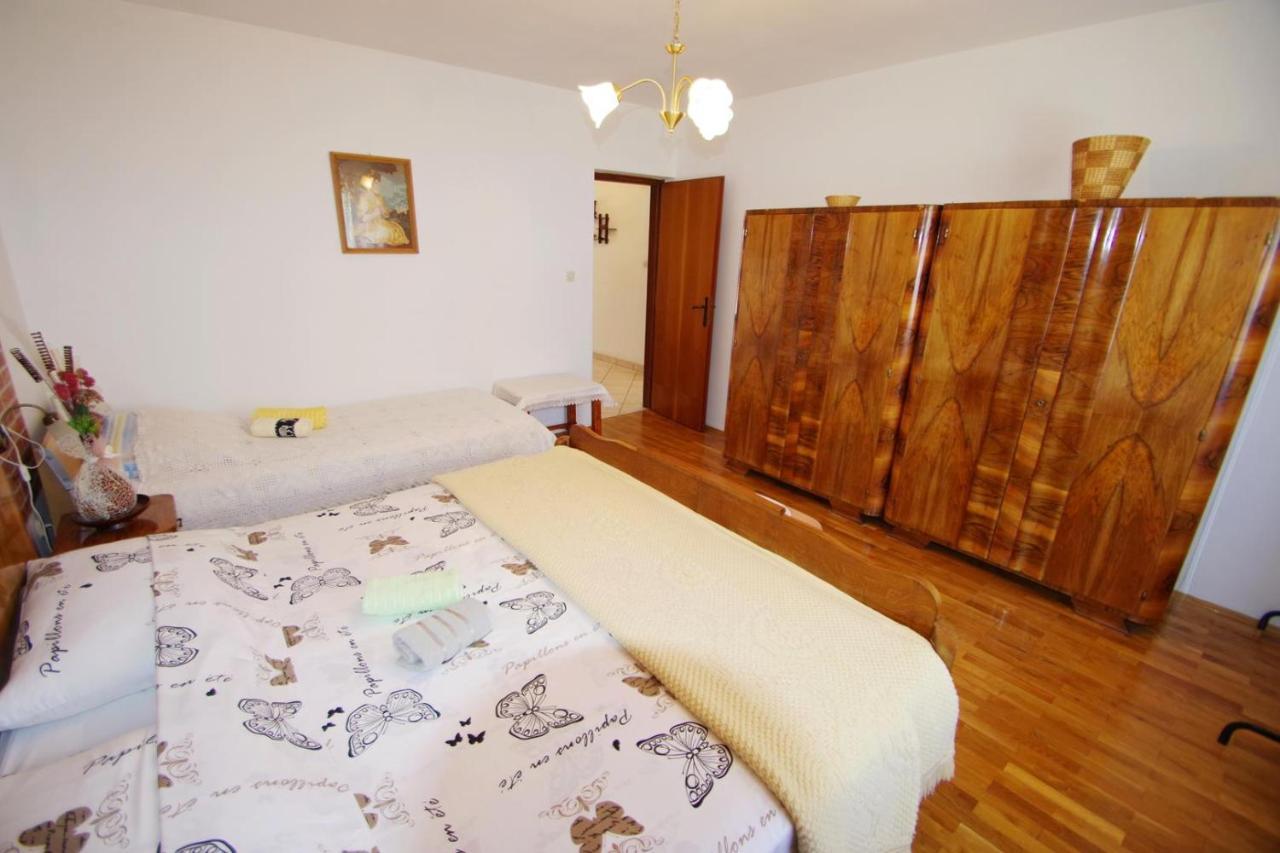 Apartment Ana プーラ エクステリア 写真